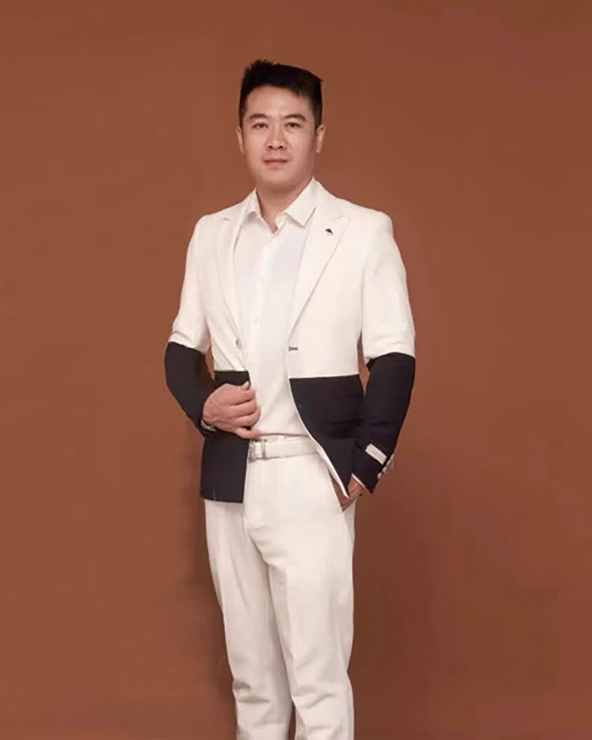 姜宏雷1.jpg